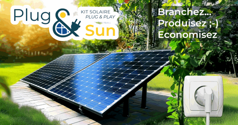 Kits solaires plug and play Plug & Sun installé au sol dans un jardin ensoleillé, solution photovoltaïque légale et facile à brancher en Belgique